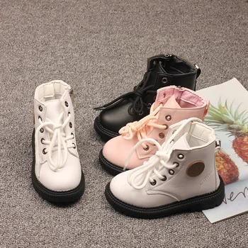 Нови детски обувки приливи и отливи в британския стил за Момчета и Момичета; Нескользящие тънки ботуши от мека кожа, дантела; Ботильоны с цип; Лидер на продажбите